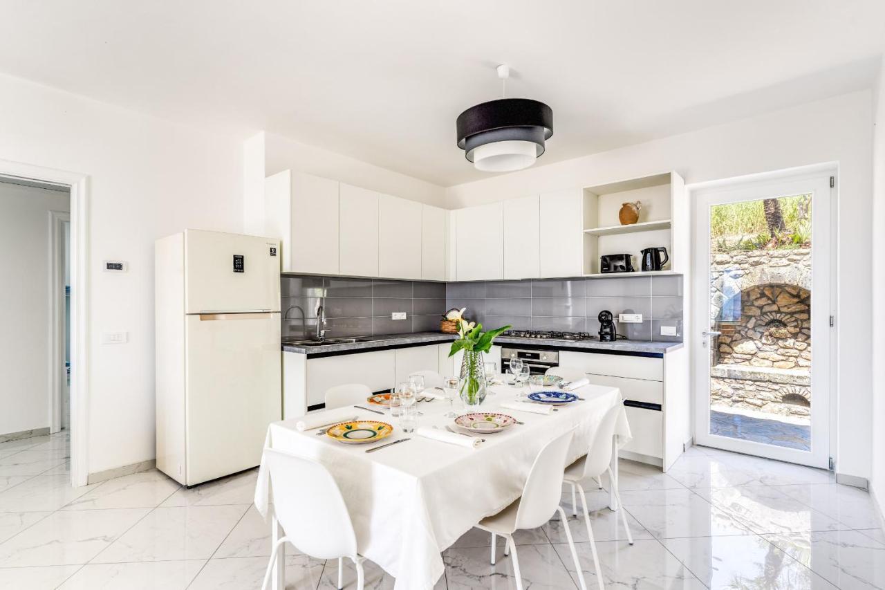 Villa Rusinella Minimalist Retreat With Sea Views Massa Lubrense Kültér fotó